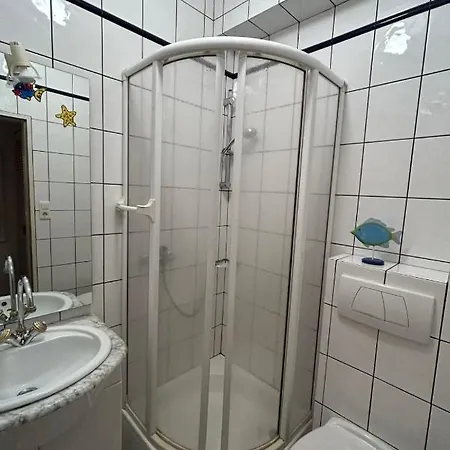 Dehne-2 By Interhome